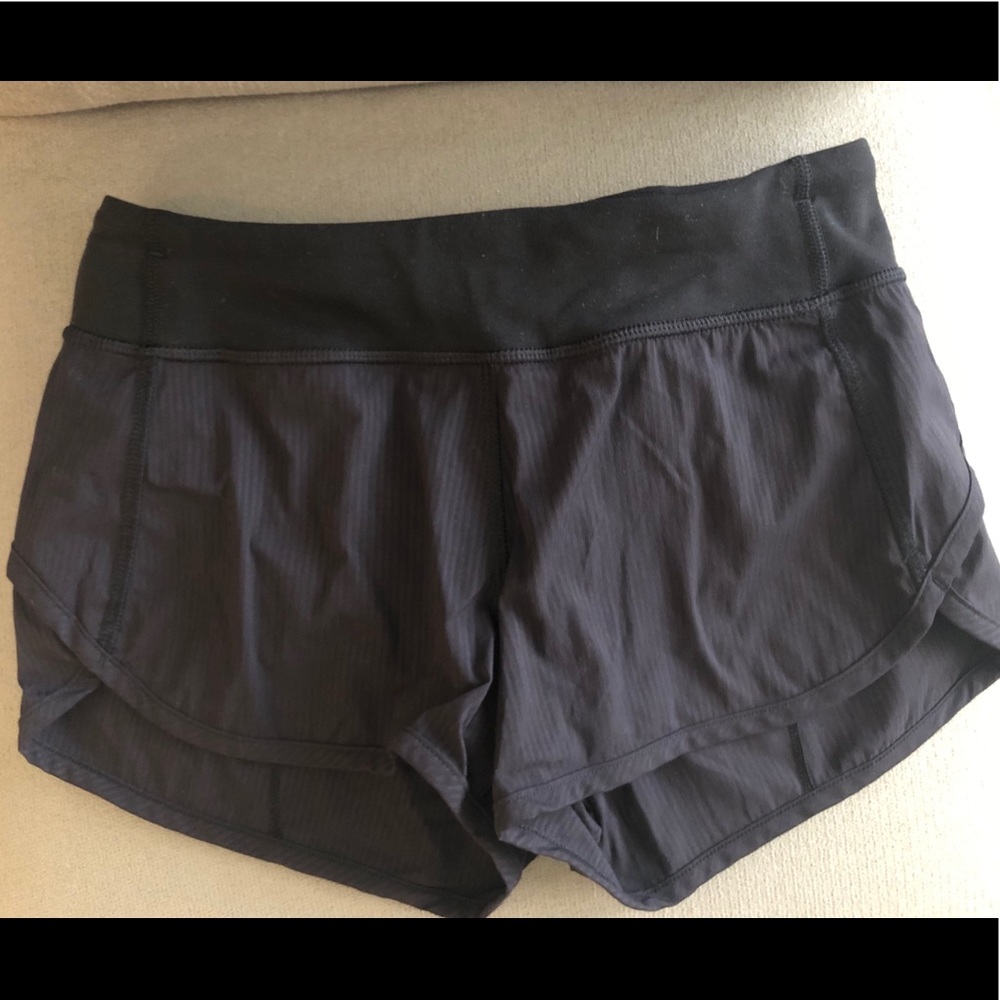 Ivivva Girl (Lululemon) Black speedy short 12